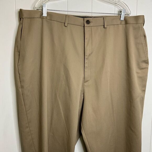 Haggar Men's Size 44x36 Premium Khaki Classic Fit No Iron Pants Trousers - Picture 7 of 15